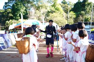 BIB: 2198
                            <button type="button" onclick="openModal(19047607)" class="btn btn-primary btn-sm float-right btn-popup" data-toggle="modal" data-target=".modal-high-quality">
                        <i class="fas fa-shopping-cart"></i> Add to Cart
                    </button>
                                            <button type="button" onclick="isThisMe(19047607, true)" class="btn btn-success btn-sm float-right btn-popup btn-isme hidden" data-toggle="tooltip" data-placement="bottom" title="นี่คือรูปของคุณใช่ไหม คลิกที่นี่เพื่อเอาเข้าอัลบั้ม">
                        <i class="fas fa-plus"></i> Add to album
                    </button>
                    <button type="button" onclick="isThisMe(19047607, false)" class="btn btn-warning btn-sm float-right btn-popup btn-isnotme hidden">
                        <i class="fas fa-ban"></i> Remove from album
                    </button>